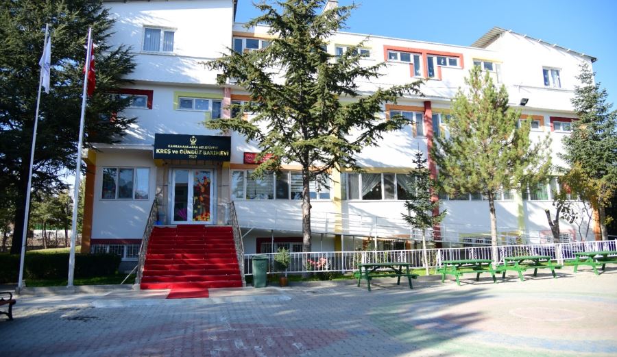 Kahramankazan Belediyesi Kreş ve Gündüz Bakımevi hizmete açıldı