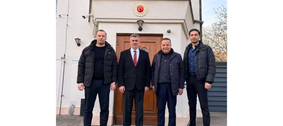 Semih Narlı: Prag’daki Temaslarımızda Büyükelçimiz Metin Feyzioğlu ile Bir Araya Geldik - GÜNDEM - İnternetin Ajansı