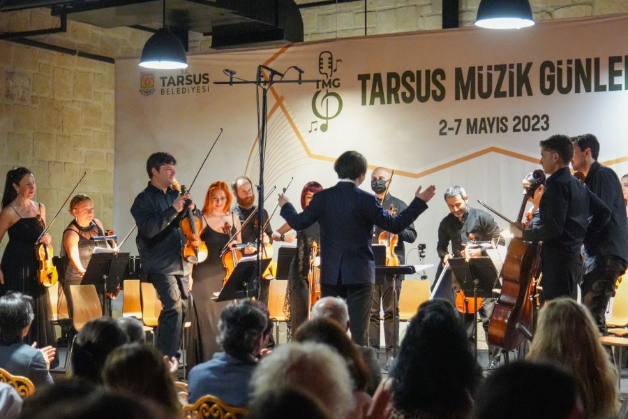 2. TARSUS MÜZİK GÜNLERİ YOĞUN KATILIM İLE DEVAM EDİYOR