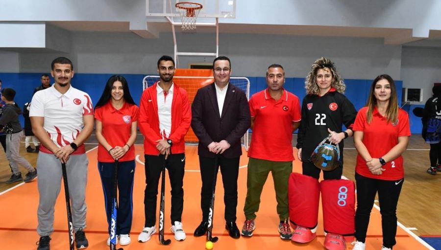 A MİLLİ HOKEY TAKIMI MUSTAFAKEMALPAŞA’DA