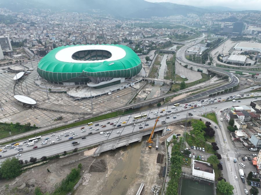 Acemler’e bir köprü daha