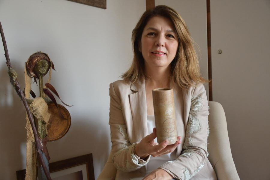 Adanalı kadın girişimci 1500 yıllık kitaptan esinlendi, 6 ayrı koku üretti