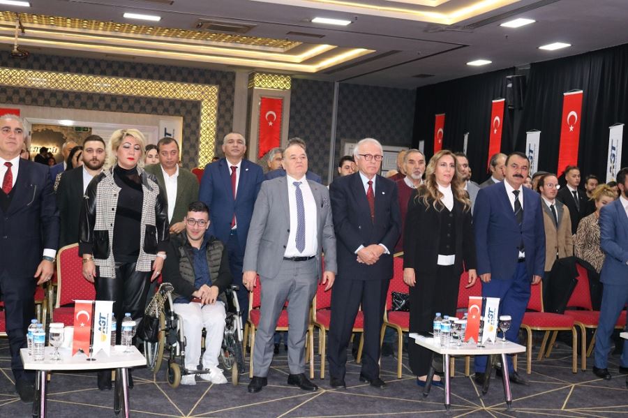 AGTSORUNLARI ÇALIŞTAY’DA MASAYA YATIRDI