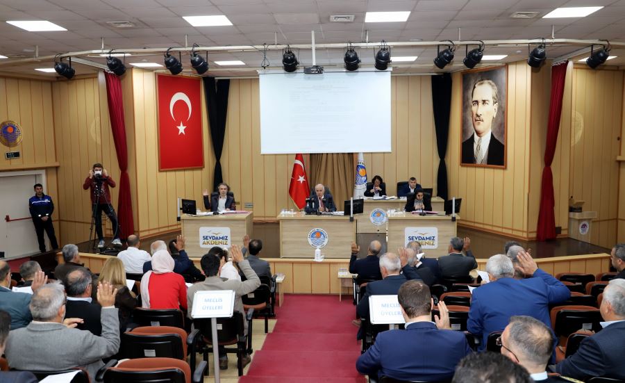AKDENİZ BELEDİYESİ ÇİLEK MAHALLESİNE KOMPLEKS BİR YAPI KAZANDIRACAK