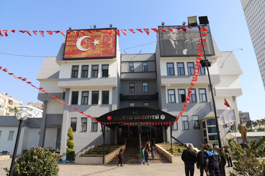 AKDENİZ BELEDİYESİ MERSİNE GELEN DEPREMZEDELERİ AĞIRLIYOR