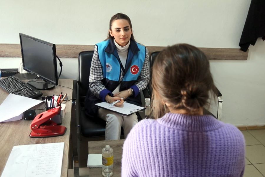 AKDENİZ BELEDİYESİ UZMAN PSİKOLOGLARINDAN DEPREMZEDELERE DESTEK