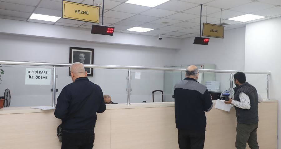 AKDENİZ BELEDİYESİ VEZNELERİ HAFTA SONU AÇIK OLACAK