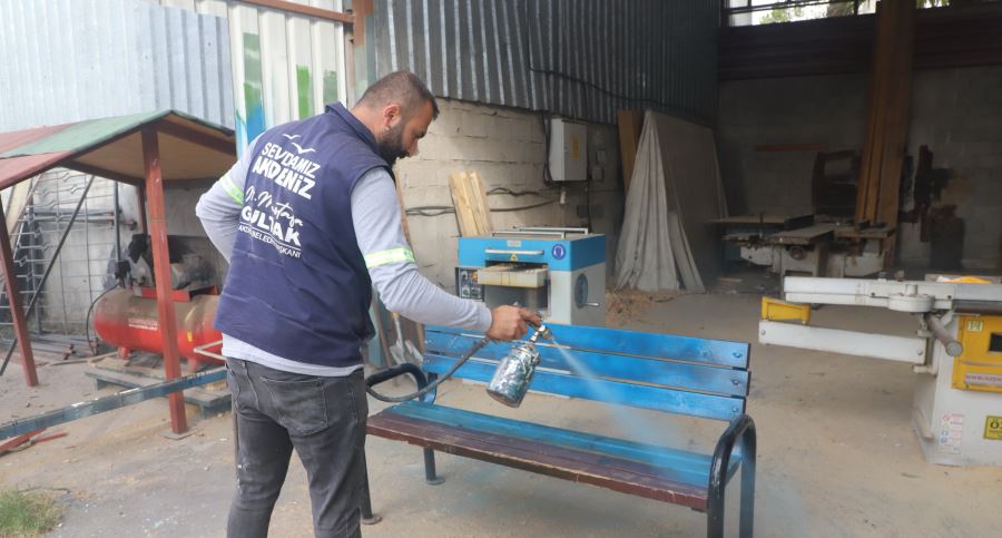 AKDENİZ’DE ÜRETEN BELEDİYECİLİK MODELİ KAZANDIRIYOR!