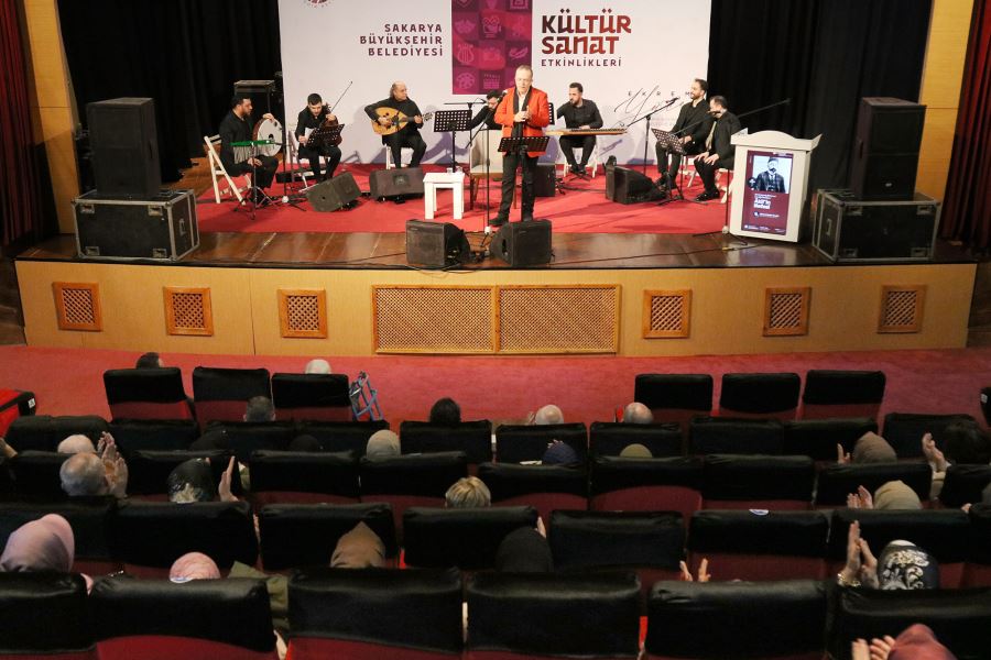 ‘Akif’in Nefesi’ gönülleri mest etti