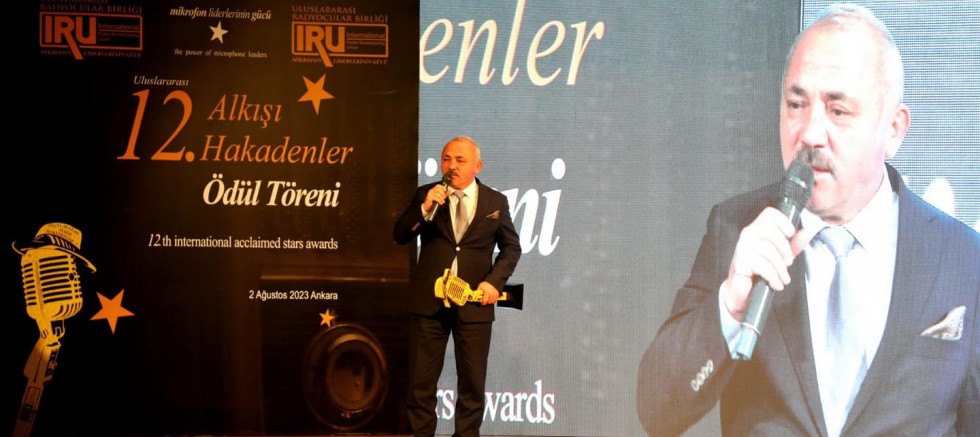 Alkışı Hak Eden Sosyal Belediye Başkanı Ödülü Esen’in - GÜNDEM - İnternetin Ajansı