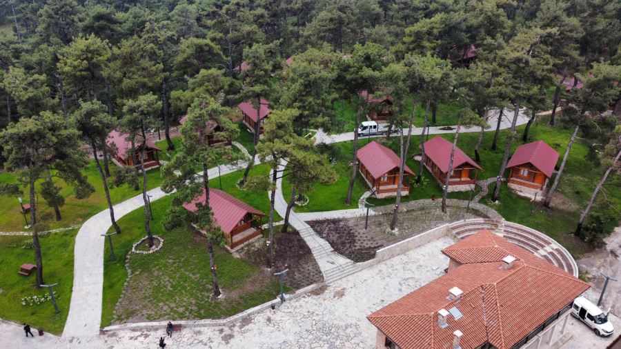 ALTIEYLÜL BELEDİYESİ KONAKPINAR GENÇLİK MERKEZİ KAPILARINI AÇTI