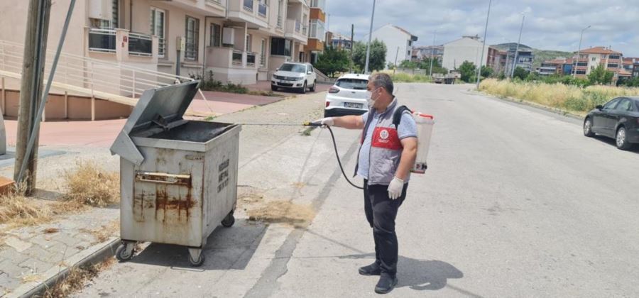 ALTIEYLÜL’DE İLAÇLAMA