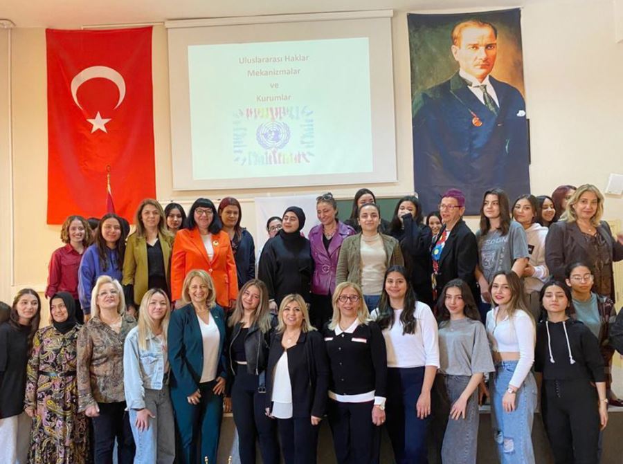 ANADOLU KADINLARI HAKLARINI KONUŞUYOR