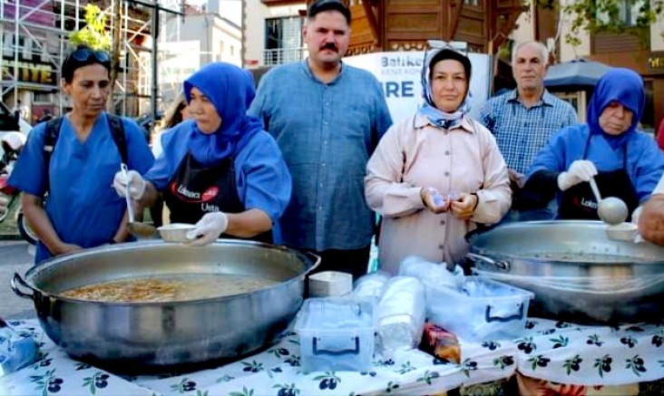AŞURE HAYRIYLA GELENEKLERE VEFA ÖRNEĞİ - GÜNDEM - İnternetin Ajansı