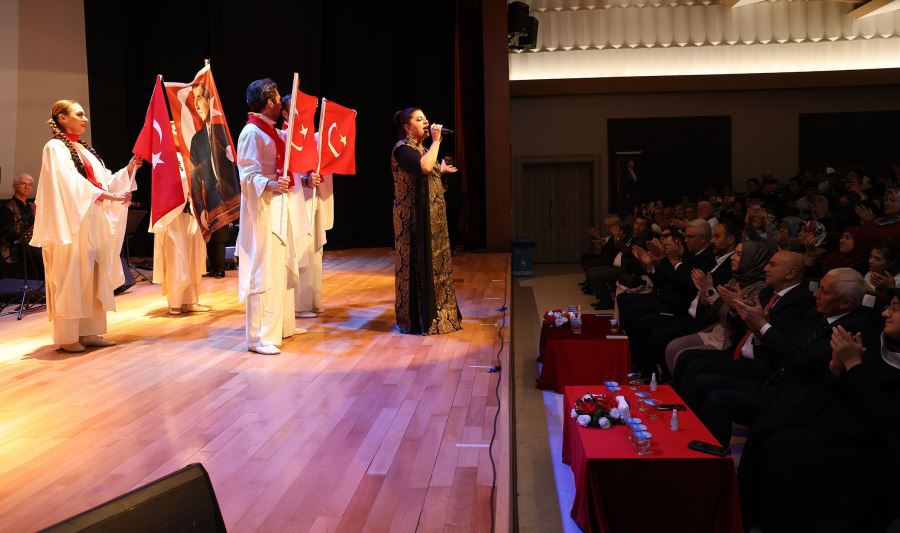 ATATÜRK SEVDİĞİ ŞARKILAR KEÇİÖREN’DE YANKILANDI
