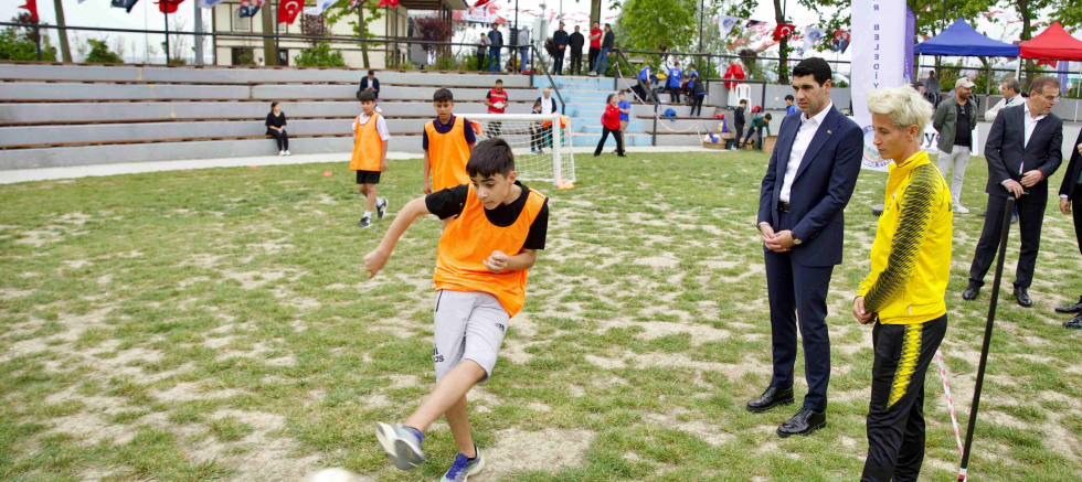 AVCILAR’DA ÇOCUKLAR YAZ KIŞ DEMEDEN SPORLA BULUŞUYOR - TÜRKİYE - İnternetin Ajansı