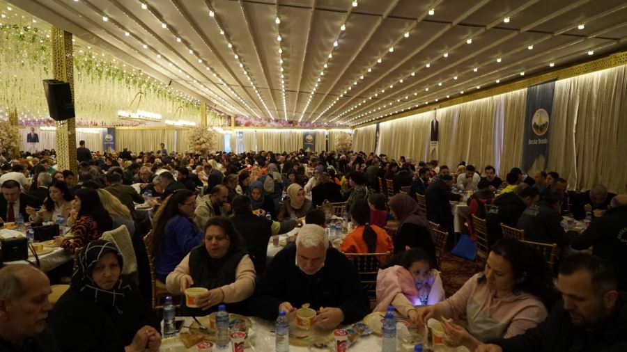 Avcılar’da iftar programları hızını kesmeden devam ediyor