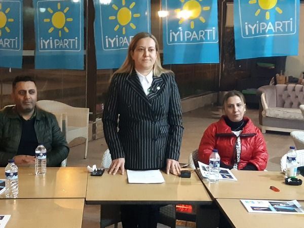 Aynur Vergili Kavun İYİ Parti’den aday adayı oldu