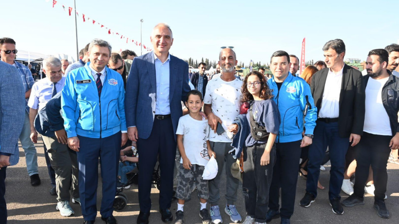 Bakan Ersoy, “Kepez Bilimfest diğer şehirlere örnek olmalı” - TÜRKİYE - İnternetin Ajansı
