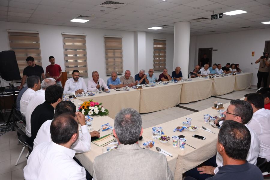 Bakan Ersoy, Kepez’de mahalle muhtarlarıyla buluştu