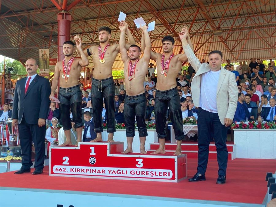Balıkesir Büyükşehir Kırkpınar’dan madalyalar ile döndü