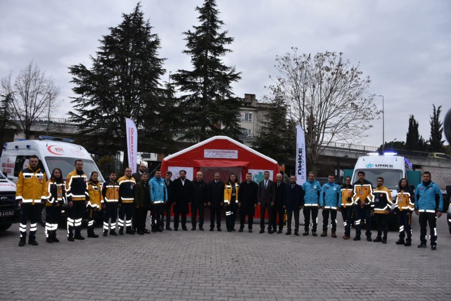 BALIKESİR’E, 4 AMBULANS ve 1 ADET UMKE ARACI TESLİM EDİLDİ…