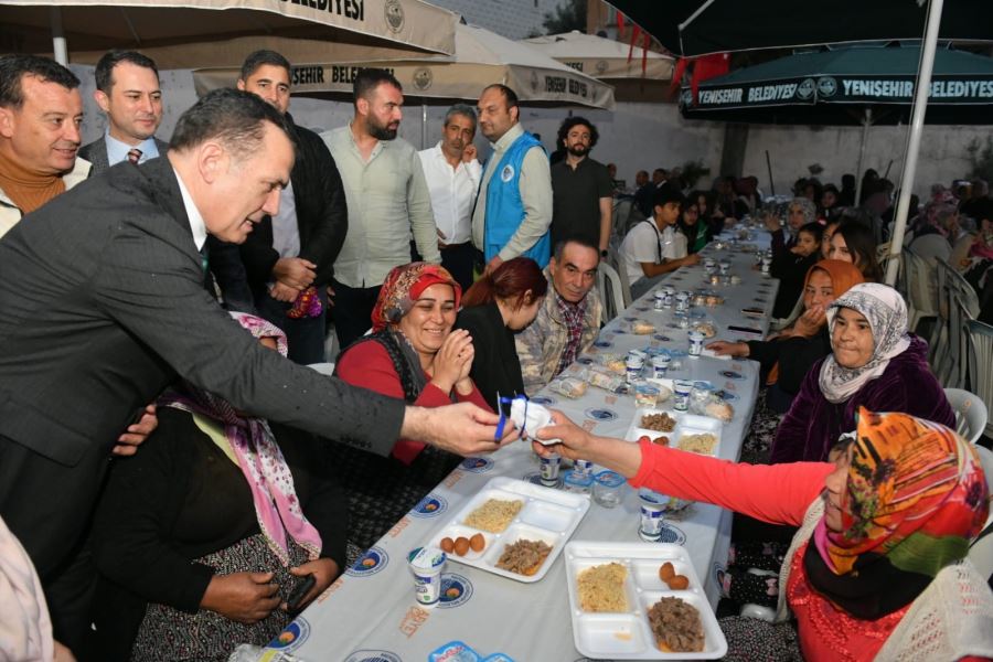 Başkan Abdullah Özyiğit, Değirmençaylılarla iftar sofrasında buluştu