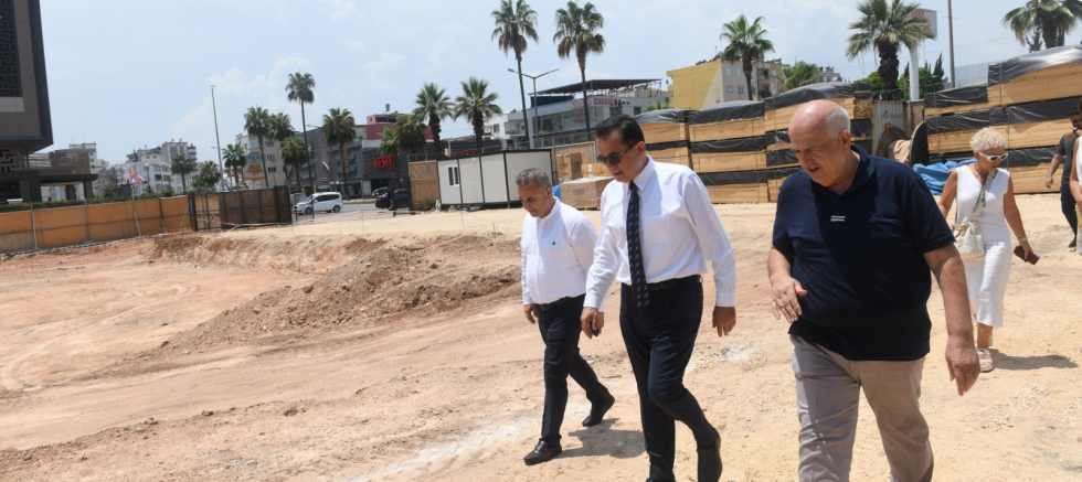 Başkan Abdullah Özyiğit, kent kütüphanesinin inşaat alanını inceledi - TÜRKİYE - İnternetin Ajansı