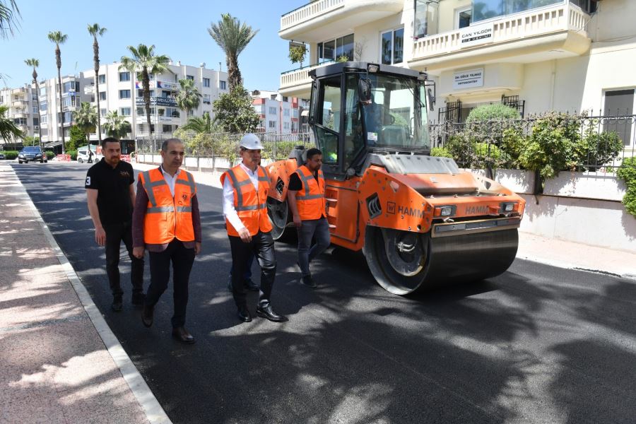 Başkan Abdullah Özyiğit, yol yapım çalışmalarını yerinde inceledi