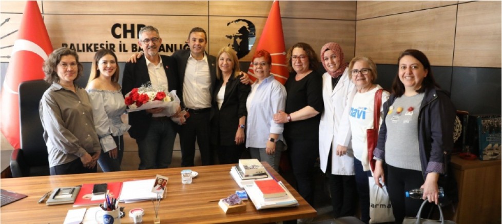 Başkan Ahmet Akın’dan CHP İl Başkanı Erden Köybaşı’na Teşekkür Ziyareti: Birlikte Kazandık! - GÜNDEM - İnternetin Ajansı