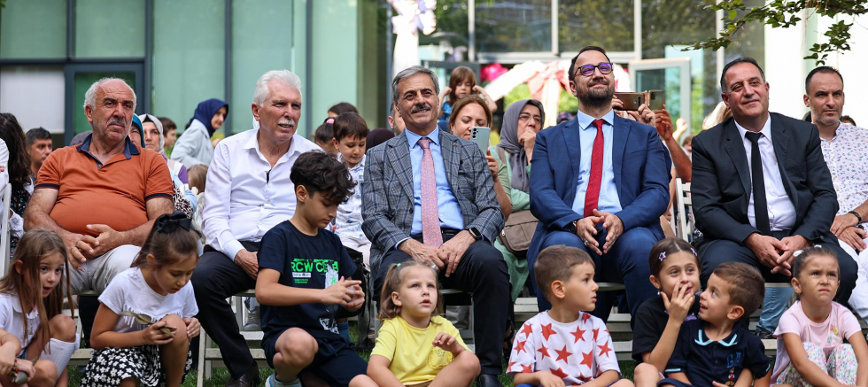 Başkan Alemdar’ın miniklerle buluştuğu SGM finali görsel şölene dönüştü: “Evlatlarımızın her an yanında olacağız” - TÜRKİYE - İnternetin Ajansı