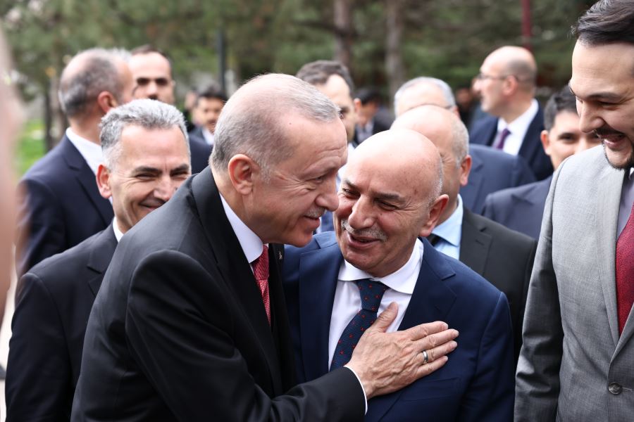 BAŞKAN ALTINOK CUMHURBAŞKANI RECEP TAYYİP ERDOĞAN’I KUTLADI