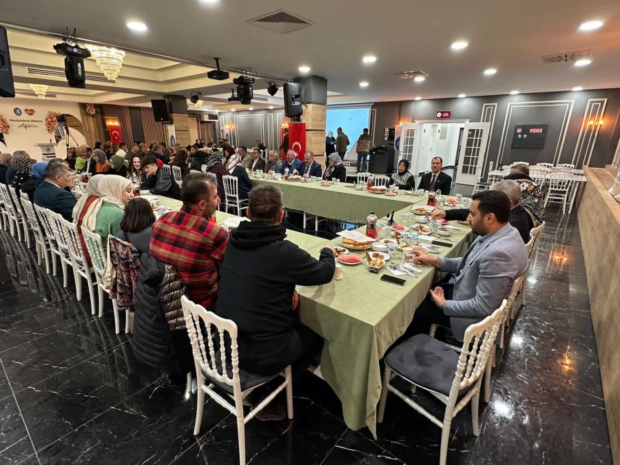 Başkan Aşgın, muhtarlarla iftarda buluştu