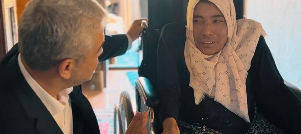 BAŞKAN AVAN'IN DUYARLILIĞI FADİME KÖSE'Yİ EL ARABASINDAN KURTARDI - TÜRKİYE - İnternetin Ajansı