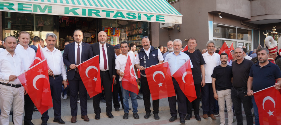 Başkan Bekir Aydın, ‘Demokrasiye ve Milli İradeye Sahip Çıkacağız’: Cumhuriyet Meydanı’nda Demokrasiye Sadakat Vurgusu - TÜRKİYE - İnternetin Ajansı