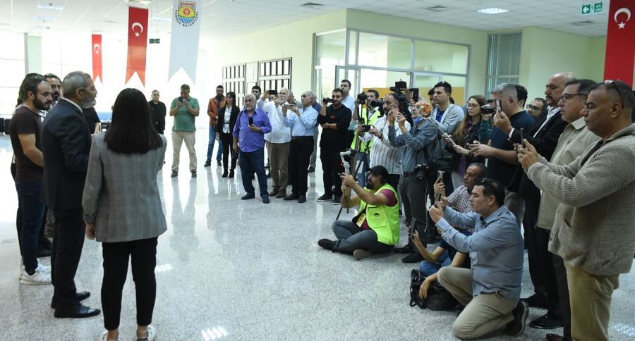 BAŞKAN BOZDOĞAN, “İSMETPAŞA’YI 3-5 ÇAPULCUYA TESLİM ETMEM”