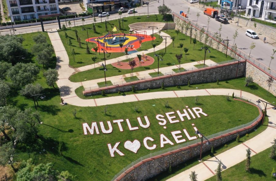 Başkan Büyükakın: Karamürsel’e cennet gibi bir alan kazandırdık