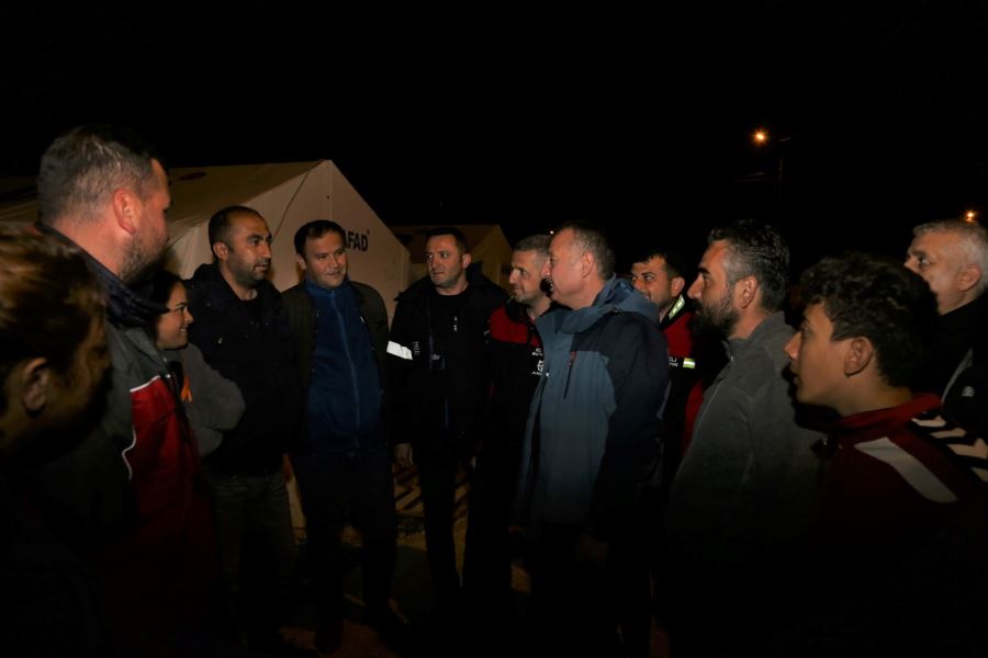 Başkan Büyükakın: Yaralarımız sarılana kadar Hatay’dayız