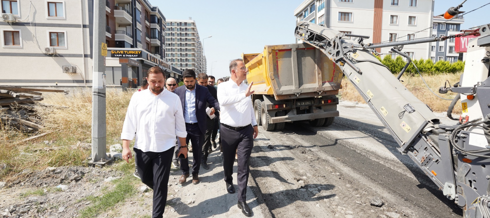 BAŞKAN ÇALIK ASFALT ÇALIŞMALARINI YERİNDE İNCELEDİ - TÜRKİYE - İnternetin Ajansı