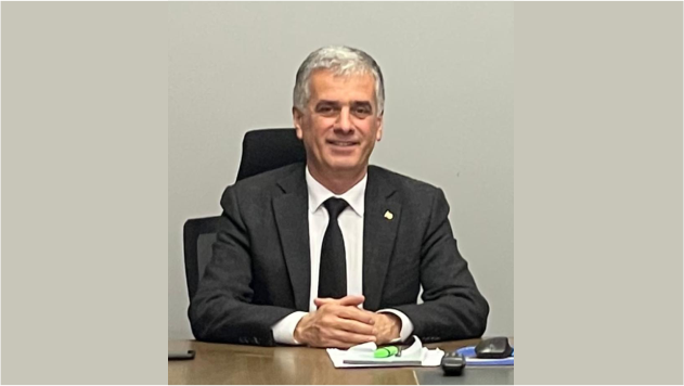 BAŞKAN CEMŞİT: HALKIN PARASINI KENDİ REKLAMINA HARCIYOR