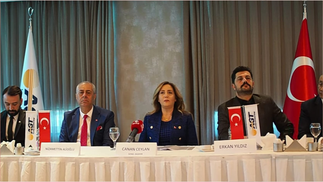 BAŞKAN CEYLAN: BİR ÜLKENİN BAĞIMSIZLIĞI TARIMDAN GEÇER BİZ AGT OLARAK BUNU BAŞARIYORUZ!