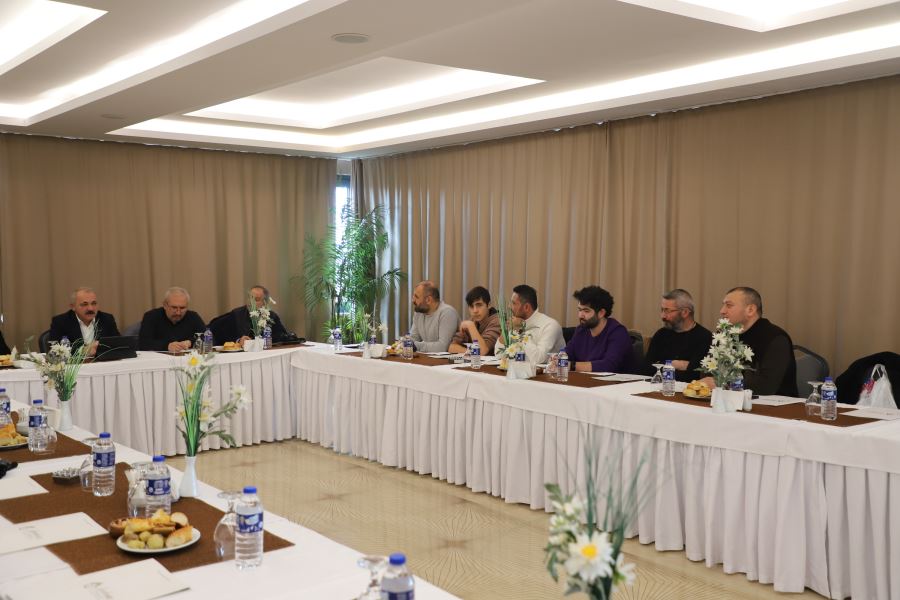 Başkan Esen Basın Mensupları ile Sohbet Toplantısı Yaptı