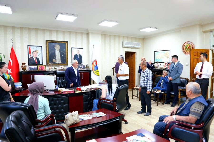 Başkan Esen, Halk Gününde Vatandaşlarla Bir Araya Geldi