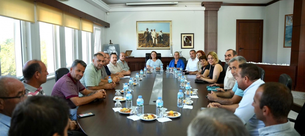 BAŞKAN GENÇAY, MUHTARLARLA BİR ARAYA GELDİ - TÜRKİYE - İnternetin Ajansı