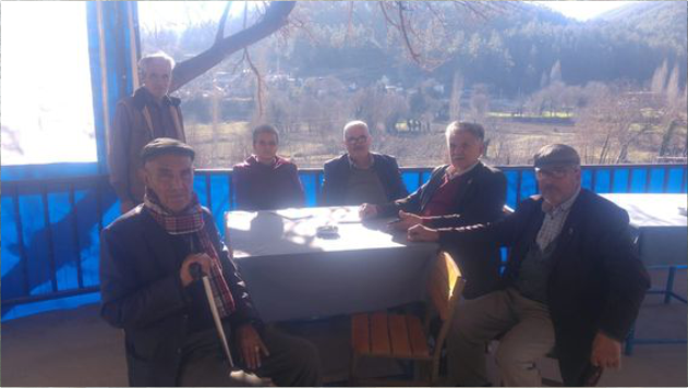 Başkan Gülhan ve örgütü mahalle ziyaretinde