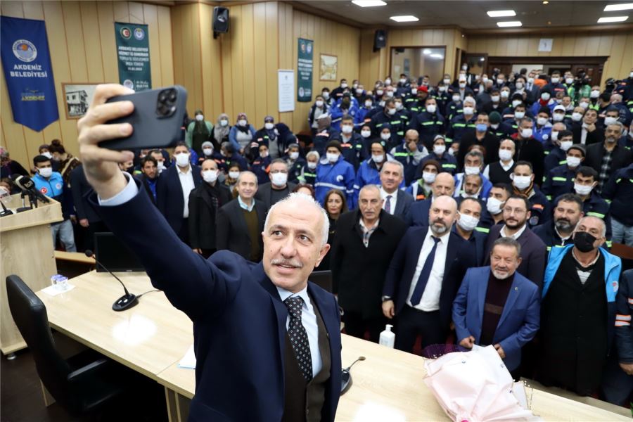 BAŞKAN GÜLTAK 1 MAYIS BAYRAMINI KUTLADI