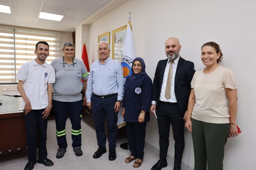 BAŞKAN GÜLTAK EMEKÇİLERİ ENFLASYONA EZDİRMEDİ