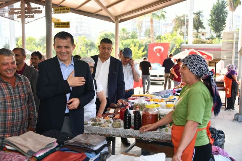 BAŞKAN ÖZYİĞİT, KÖYLÜ PAZARI’NI GEZDİ SANDIĞA GİTME ÇAĞRISINDA BULUNDU