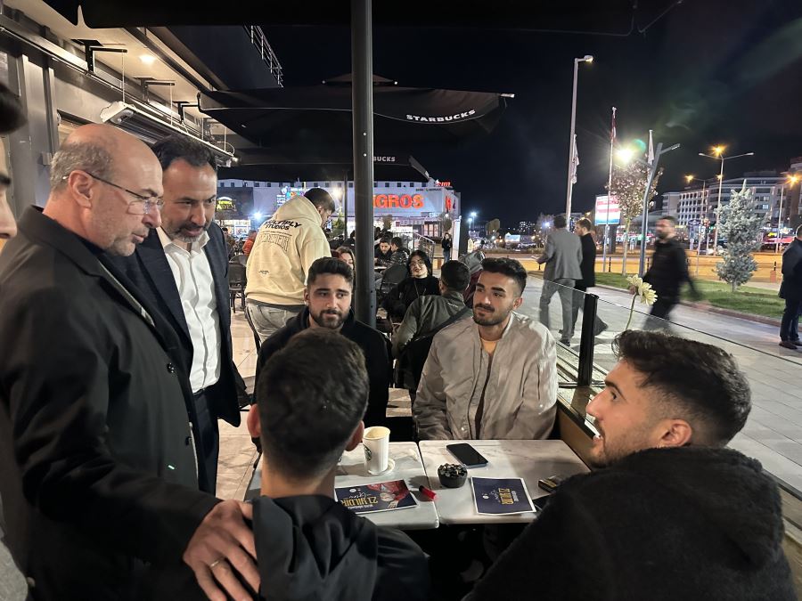 BAŞKAN PEKYATIRMACI GENÇLERLE BİR ARAYA GELDİ