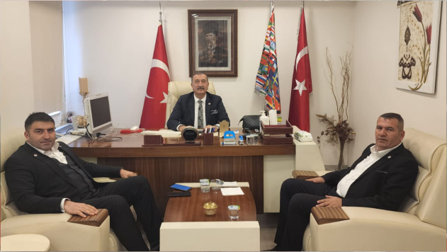 Başkan Yalçın İstanbul'a çıkarma yaptı!